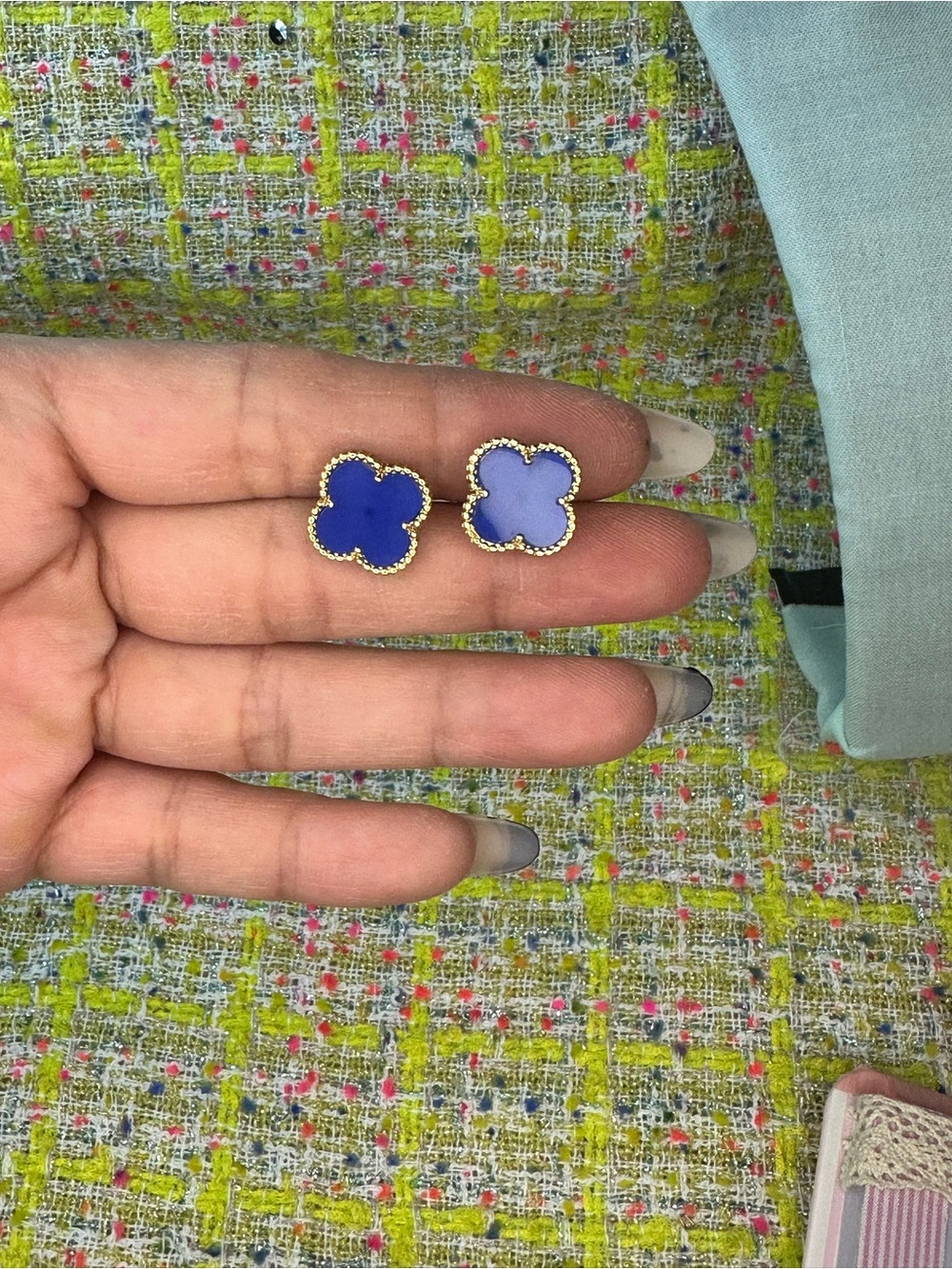 A great Gold-Trim Blue Clover Stud Earrings - Women Jewelry